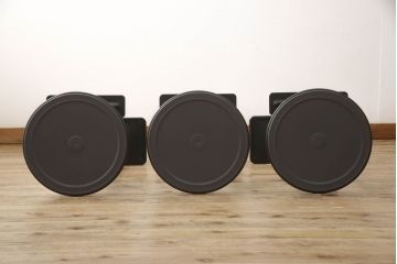 中古　イタリア　展示品　超美品　MAGIS(マジス)　Sequoia(セコイア)　ANDERSSEN&VOLL(アンデシェン&ヴォル)　スタイリッシュなカウンターチェア3脚セット(カウンタースツール、椅子、イス)(3脚で定価約21万円)(R-061240)