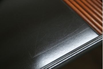 フランスビンテージ　希少　ligne roset(リーン・ロゼ)　Pagnon&Pelhaitre design(パグノン&ペルハイトルデザイン)　個性的なデザインが目を惹くシャッター付き秘書デスク(リーンロゼ、蛇腹机、ロールトップデスク、在宅ワーク、在宅用、ワークデスク、ヴィンテージ)(R-061249)