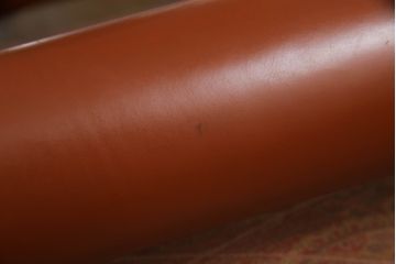 イタリアビンテージ　希少　B&B ITALIA(ビーアンドビー)　バイシティ(Baisity)　アントニオ・チッテリオ(Antonio Citterio)デザイン　筒状のアームが個性的な1人掛けソファ(1P、アームソファ、ヴィンテージ)(R-061253)