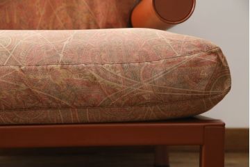 イタリアビンテージ　希少　B&B ITALIA(ビーアンドビー)　バイシティ(Baisity)　アントニオ・チッテリオ(Antonio Citterio)デザイン　筒状のアームが個性的な1人掛けソファ(1P、アームソファ、ヴィンテージ)(R-061253)