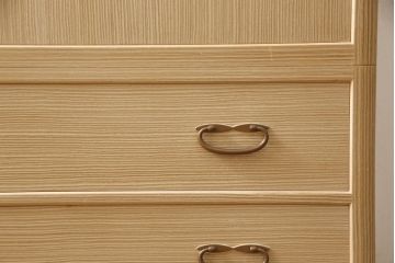 中古　伝統工芸士　吉沢昭次作　凛とした佇まいが気品を感じさせる加茂桐箪笥(大丸、桐たんす、着物箪笥、衣装タンス、和タンス、和たんす、引き出し)(R-061271)