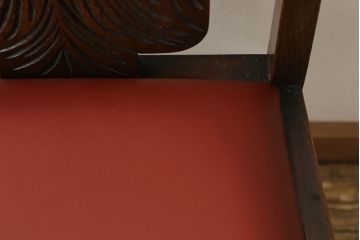 イギリスアンティーク　オーク材　大振りな花の意匠とバルボスレッグが存在感を放つダイニングチェア(イス、椅子)(R-061274)