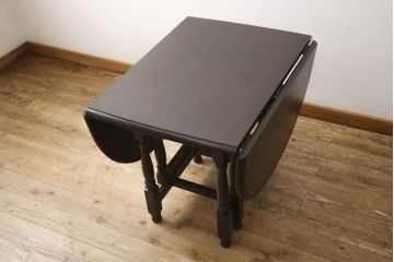 中古　北海道民芸家具　希少な絶版品　引き出し付きで使い勝手の良い上品なバタフライテーブル(ダイニングテーブル、エクステンションテーブル)(R-061280)