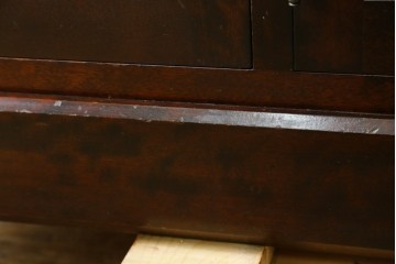 中古　北海道民芸家具　上品な佇まいが落ち着きのある空間を演出するサイドボード　(R-061283)