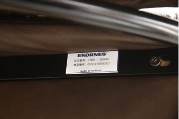 中古　美品　EKORNES(エコーネス)　本革　オットマン付き　ストレスレス レノ クラシック(M)(アームチェア、リクライニングチェア、椅子、一人掛けソファ、1Pソファ)(定価約37万9千円)(R-061288)