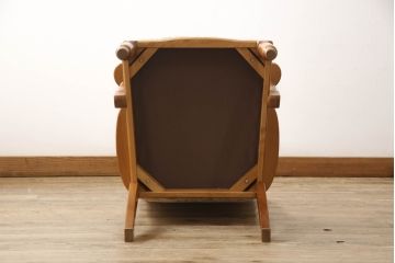 中古　美品　横浜ダニエル(daniel)　LD(エルディー)シリーズ　A-541　クラシカルな佇まいが目を引くアームチェア(ダイニングチェア、椅子)(定価約23万円)(R-061290)