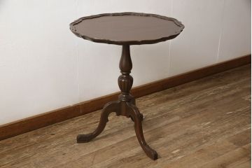 アメリカビンテージ　マホガニー材　天板と脚の凝った造りが魅力的なコーヒーテーブル(カフェテーブル、サイドテーブル、ラウンドテーブル、ヴィンテージ)(R-061296)