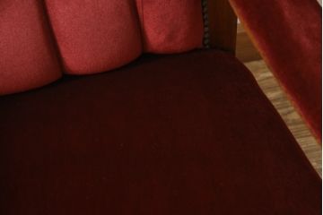 イギリスアンティーク　レッドカラーのファブリックが華やかな印象を与えるキャスター付きサロンチェア(アームチェア、ラウンジチェア、1人掛けソファ、1P、椅子、イス)(R-061305)