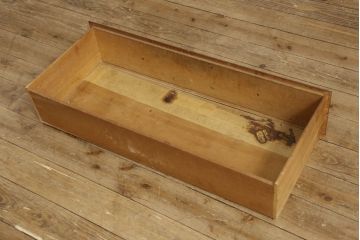 アメリカビンテージ　パイン材　ナチュラルテイストにぴったりのシンプルなキッチンキャビネット(カップボード、食器棚、収納棚)(R-061311)
