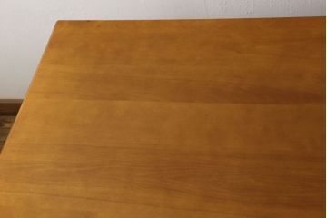 中古　横浜クラシック家具　ダニエル(daniel)　A-322・A-320　組み立て式の豪華なダイニングテーブル(6人掛けダイニングテーブル、4人掛け、食卓)(定価約70万円)(R-061315)