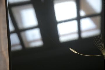 中古　美品　輪島塗り　繊細な沈金の意匠が美しい座卓(ローテーブル、センターテーブル)(定価約120万円)(R-061316)