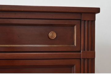 アメリカビンテージ　 White fine furniture　クラシカルな雰囲気が魅力的なチェスト(サイドボード、サイドチェスト、引き出し、ヴィンテージ)(R-061317)