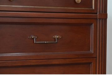 アメリカビンテージ　 White fine furniture　クラシカルな雰囲気が魅力的なチェスト(サイドボード、サイドチェスト、引き出し、ヴィンテージ)(R-061317)