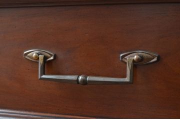 アメリカビンテージ　 White fine furniture　クラシカルな雰囲気が魅力的なチェスト(サイドボード、サイドチェスト、引き出し、ヴィンテージ)(R-061317)