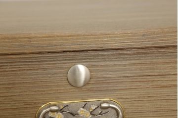 中古　上品な和の雰囲気漂う加茂桐箪笥(並厚、桐たんす、和タンス、衣装箪笥、収納箪笥、引き出し、チェスト)(定価約45万円)(R-061319)