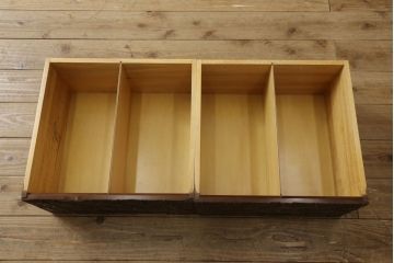 中古　美品　大胆に施された彫刻が目を引く日光彫りのチェスト(小箪笥、タンス、引き出し、衣装タンス、収納箪笥)(定価約70万円)(R-061336)