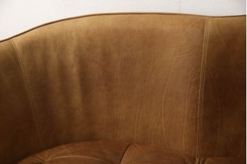 中古　CRASH GATE(クラッシュゲート)　tabu(タブー)　OPIUM SOFA(オピアムソファ)　可愛らしさとかっこよさのバランスが絶妙!おしゃれな2人掛けレザーソファ(本革ソファ、二人掛けソファ、2P、アームソファ)(R-061342)