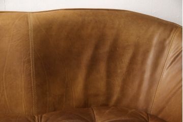 中古　CRASH GATE(クラッシュゲート)　tabu(タブー)　OPIUM SOFA(オピアムソファ)　可愛らしさとかっこよさのバランスが絶妙!おしゃれな2人掛けレザーソファ(本革ソファ、二人掛けソファ、2P、アームソファ)(R-061342)