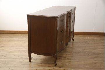中古　美品　DREXEL HERITAGE(ドレクセルヘリテイジ)　Touraine(ツーレイン)　エレガントな雰囲気が魅力的なチェスト(サイドボード、引き出し)(定価約49万円)(R-061345)