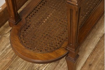 中古　DREXEL HERITAGE(ドレクセルヘリテイジ)　Cameo Classics(キャメオクラシックス)　クラシカルな空間を演出するサイドテーブル(定価約24万円)(コーヒーテーブル、エンドテーブル)(R-061353)