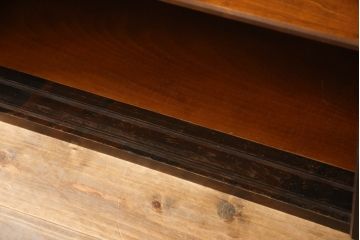 ビンテージ　北海道民芸家具　重ね戸棚上段　美しい木肌とシックな佇まいが魅力的なサイドボード(キャビネット、戸棚、収納棚、ヴィンテージ)(R-061367)