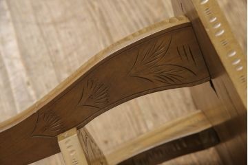 中古　美品　軽井沢彫り　繊細な桜の彫刻が目を惹くセンターテーブル(座卓、ローテーブル)(R-061373)