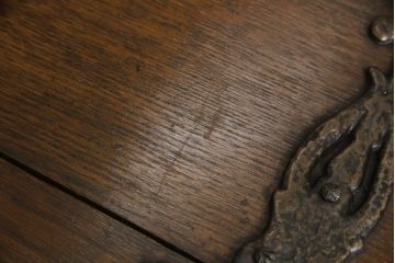 イギリスビンテージ　オーク材　アンティーク調　ベンチ収納　凝った彫刻と深みのある色合いが素敵なベンチ収納(ブランケットボックス、コファ、ベンチチェスト、ヴィンテージ)(R-061377)
