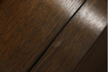 イギリスビンテージ　オーク材　アンティーク調　ベンチ収納　凝った彫刻と深みのある色合いが素敵なベンチ収納(ブランケットボックス、コファ、ベンチチェスト、ヴィンテージ)(R-061377)