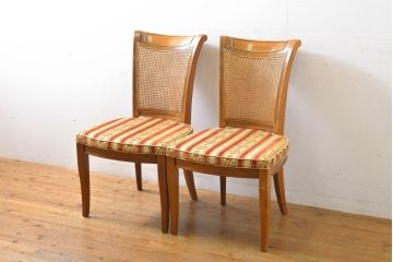 中古　DREXEL HERITAGE(ドレクセルヘリテイジ)　FRANCESCA(フランチェスカ)シリーズ　564-831　ラタンの背もたれが涼し気な印象を与えるダイニングチェア2脚セット(サイドチェア、椅子、イス)(定価2脚で約30万円)(R-061379)