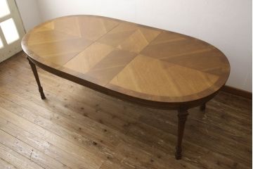 中古　DREXEL HERITAGE(ドレクセルヘリテイジ)　FRANCESCA(フランチェスカ)シリーズ　優美な佇まいのダイニングテーブル(エクステンションテーブル)(定価約65万円)(R-061384)