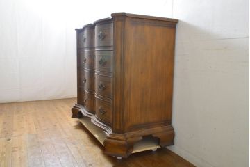 中古　美品　DREXEL HERITAGE(ドレクセルヘリテイジ)　リリアンオーガスト コレクション　カーブを描いたデザインが優雅なアンティーク調チェスト(引き出し)(R-061385)