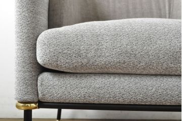 中古　イタリア　ミノッティ(Minotti)　フィルノワール(FIL NOIR)　洗練されたシルエットが美しいアームチェア(定価約70万円)(一人掛けソファ、1人掛け、イス)(R-061394)