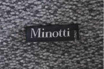 中古　イタリア　ミノッティ(Minotti)　フィルノワール(FIL NOIR)　洗練されたシルエットが美しいアームチェア(定価約70万円)(一人掛けソファ、1人掛け、イス)(R-061395)