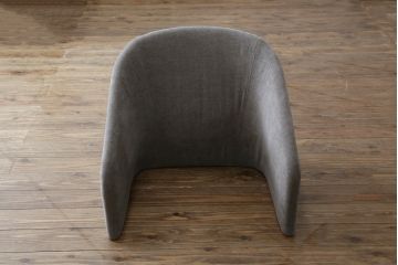 中古　イタリア　ミノッティ(Minotti)　フィルノワール(FIL NOIR)　洗練されたシルエットが美しいアームチェア(定価約70万円)(一人掛けソファ、1人掛け、イス)(R-061395)