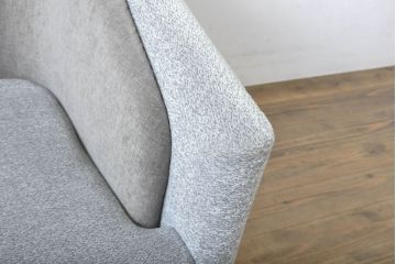 中古　イタリア　ミノッティ(Minotti)　フィルノワール(FIL NOIR)　洗練されたシルエットが美しいアームチェア(定価約70万円)(一人掛けソファ、1人掛け、イス)(R-061396)