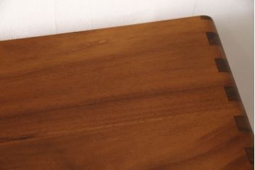 和製ビンテージ　希少!　チーク材無垢材　北欧デザイン　ナチュラルシンプルなサイドボード(収納棚、戸棚、テレビボード、リビングボード、キャビネット、ヴィンテージ)(R-061397)