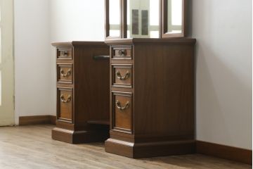 中古　DREXEL HERITAGE(ドレクセルヘリテイジ)　マホガニー材　姿見も兼ね備えた格調高く優美な佇まいのドレッサー(三面鏡、スタンドミラー、化粧台)(R-061399)