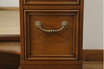 中古　DREXEL HERITAGE(ドレクセルヘリテイジ)　マホガニー材　姿見も兼ね備えた格調高く優美な佇まいのドレッサー(三面鏡、スタンドミラー、化粧台)(R-061399)