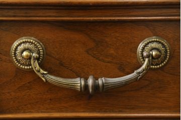 中古　DREXEL HERITAGE(ドレクセルヘリテイジ)　マホガニー材　姿見も兼ね備えた格調高く優美な佇まいのドレッサー(三面鏡、スタンドミラー、化粧台)(R-061399)