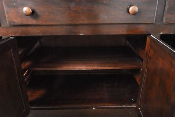 中古　松本民芸家具　クラシカルな雰囲気のダイヤカット型飾り棚(キャビネット、戸棚、食器棚、カップボード、収納棚、上下バラ売り可能)(定価推定約135万円)(R-061400)