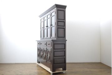 中古　松本民芸家具　クラシカルな雰囲気のダイヤカット型飾り棚(キャビネット、戸棚、食器棚、カップボード、収納棚、上下バラ売り可能)(定価推定約135万円)(R-061400)