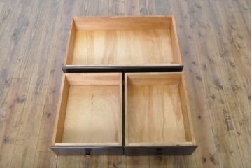 中古　松本民芸家具　クラシカルな雰囲気のダイヤカット型飾り棚(キャビネット、戸棚、食器棚、カップボード、収納棚、上下バラ売り可能)(定価推定約135万円)(R-061400)