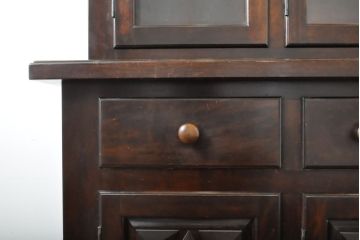 中古　松本民芸家具　クラシカルな雰囲気のダイヤカット型飾り棚(キャビネット、戸棚、食器棚、カップボード、収納棚、上下バラ売り可能)(定価推定約135万円)(R-061400)