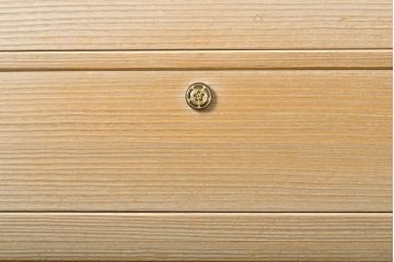 中古　東京の伝統工芸　桐の名門相徳(あいとく)　桐箪笥　引き出しの透かしの意匠が粋なチェスト(並厚、桐たんす、引き出し、着物箪笥、衣装箪笥、和タンス)(R-061405)