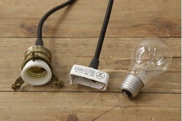 アンティーク照明　和製アンティーク　シンプルでありながらレトロな雰囲気を醸し出す平笠照明(電笠、天井照明、吊り下げ照明、ペンダントライト)(R-061413)