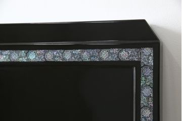 中古　美品　ラデン細工　孔雀の美しい翼が描かれた折り畳み衝立て(つい立て、パーテーション、折りたたみ)(R-061418)
