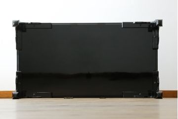 中古　韓国民芸家具　華やかな螺鈿(ラデン)細工が目を惹く座卓(ローテーブル、センターテーブル)(R-061419)