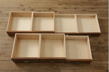ラフジュ工房オリジナル　古建具リメイク　引き出し7杯付きの和モダンな収納棚(戸棚、キャビネット、飾り棚)(R-061420)