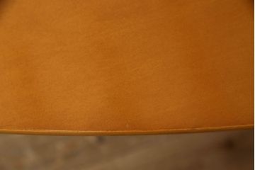 中古　美品　arflex(アルフレックス)　NEW STATION(ニューステーション)　オーバル型　ナチュラルテイストに合うシンプルなダイニングテーブル(6人掛け、4人掛け、食卓、丸テーブル、ラウンドテーブル)(定価約28万円)(R-061422)