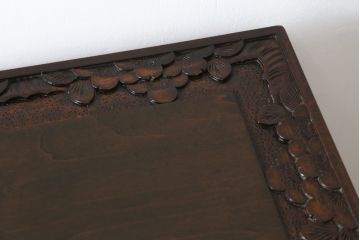 中古　軽井沢彫り　隅々まで施された桜の彫刻が美しい収納棚(戸棚、飾り棚、キャビネット)(R-061425)